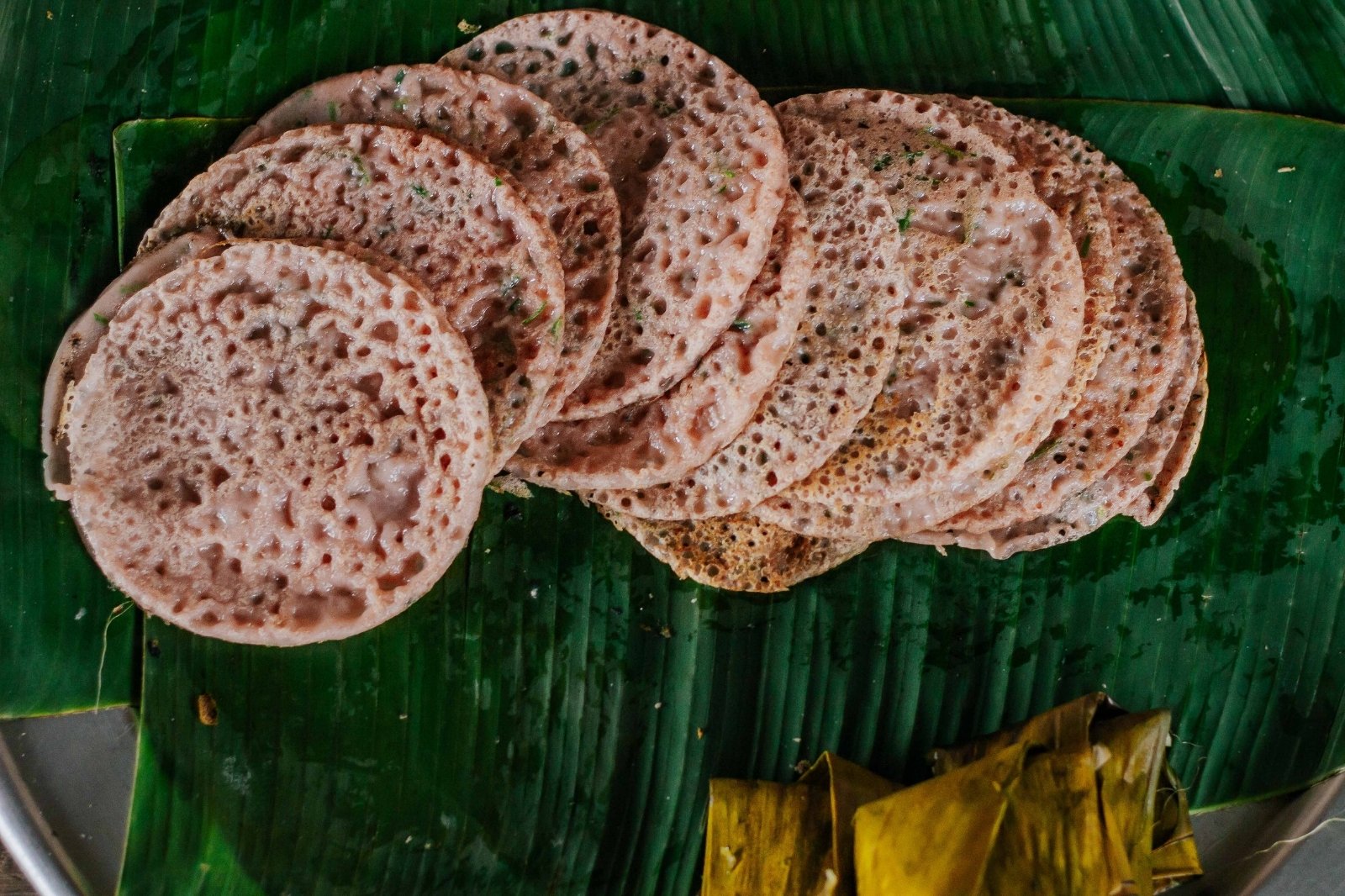 Top 5 đặc sản Ba Đồn thấm đẫm tình đất, tình người Quảng Bình 12 banh-xeo-gao-lut-dac-san-ba-don
