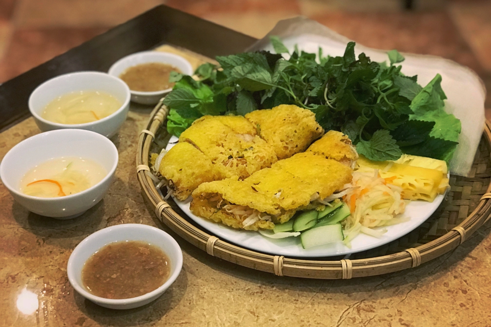 Khám phá ẩm thực Đồng Hới: Top món ăn trưa và ăn tối nhất định phải thử! 10 No-bung-voi-mon-banh-khoai