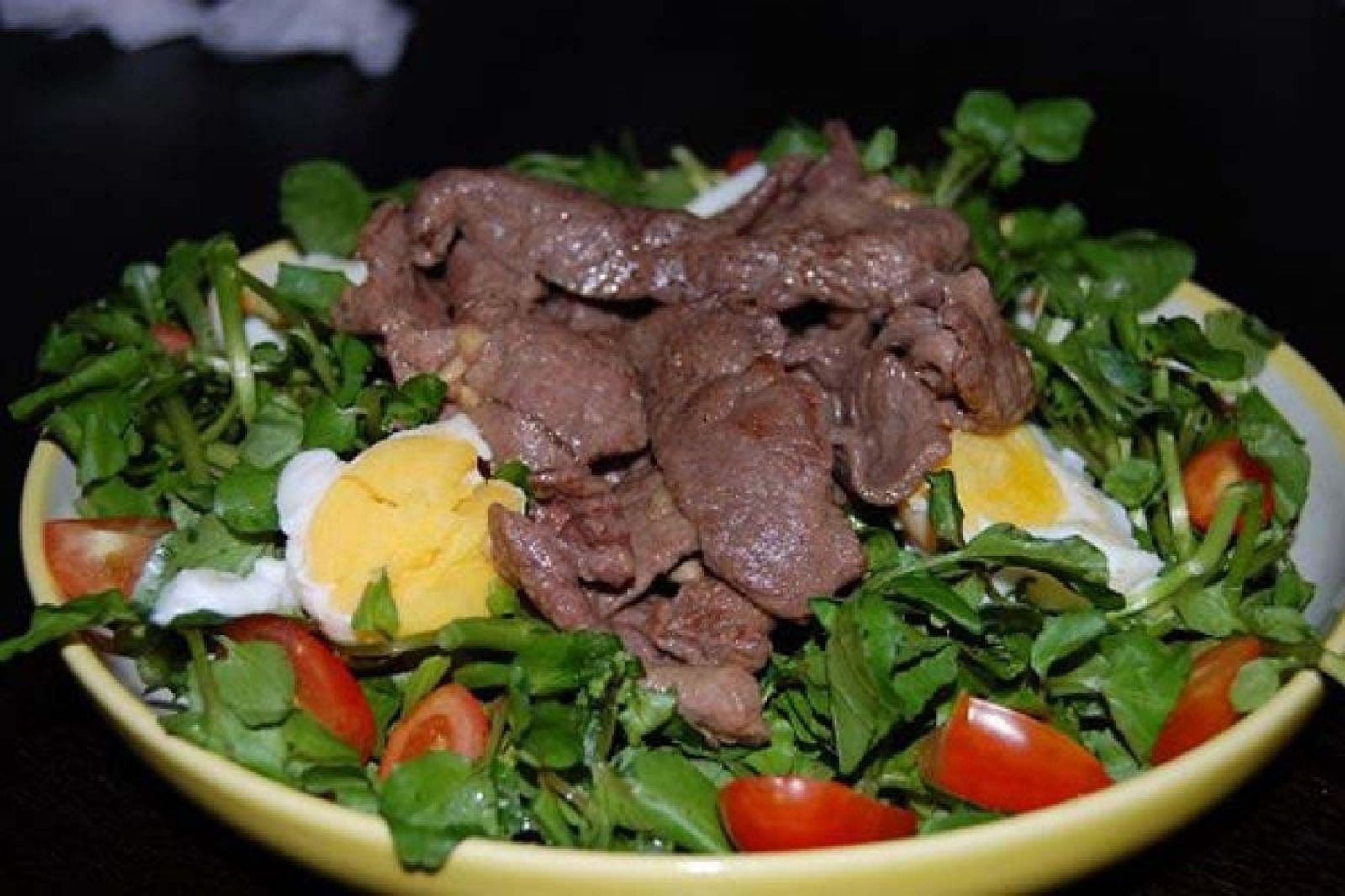 Thịt trâu lá trơng: Đặc sản Quảng Trị làm say lòng du khách 6 Su-ket-hop-cua-câp-doi-hoan-hao